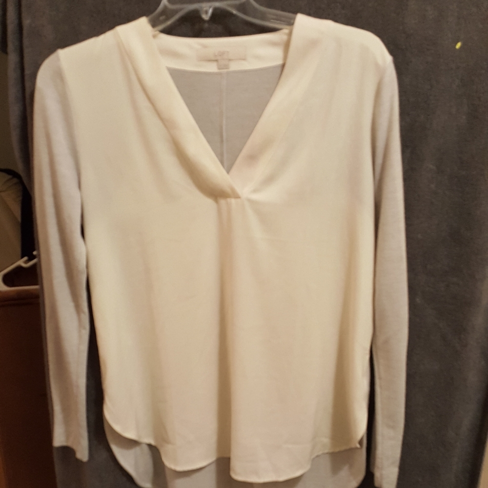 Ann Taylor LOFT  M Shirt